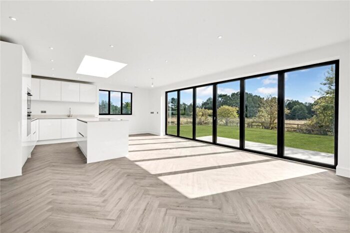 2 Bedroom Semi-Detached House For Sale In Stable Close, Wexham, Slough, SL3