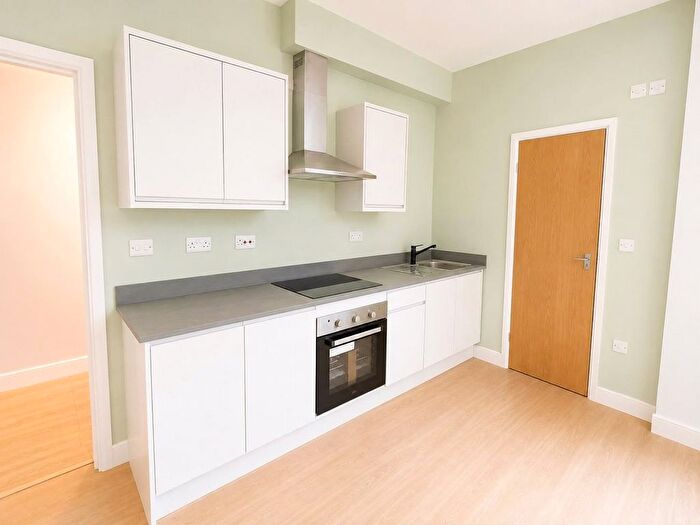 Studio To Rent In Merridale Lane, Wolverhampton, WV3