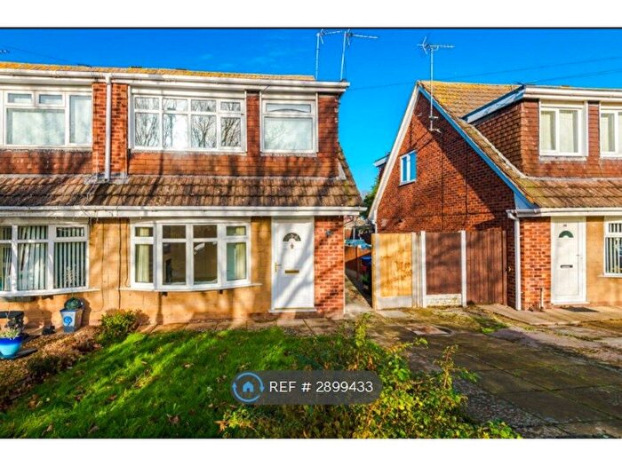 3 Bedroom Semi-Detached House To Rent In Glan Y Gors, Prestatyn, LL19