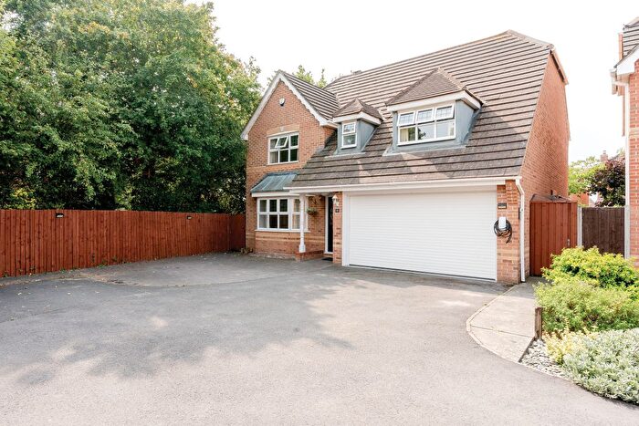 4 Bedroom Detached House For Sale In Crofters Walk, Bradley Stoke, Bristol, Gloucestershire, BS32