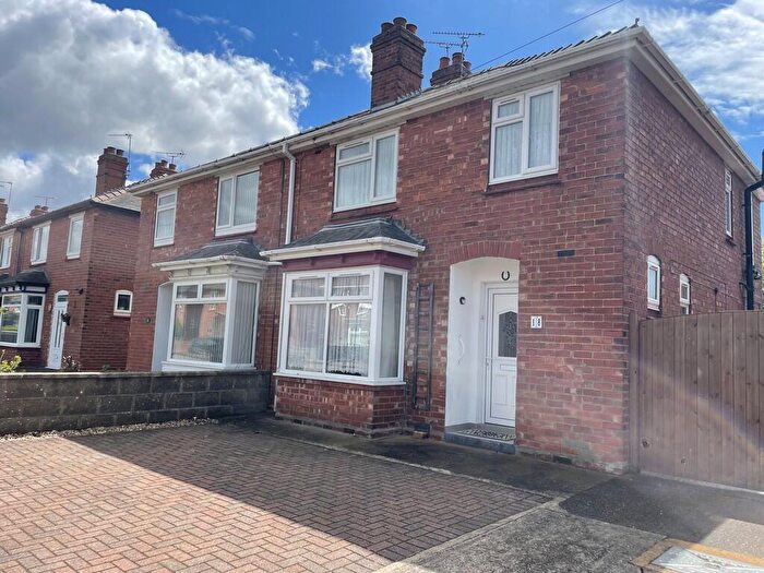 3 Bedroom Semi-Detached House For Sale In Harris Road, Lincoln, LN6