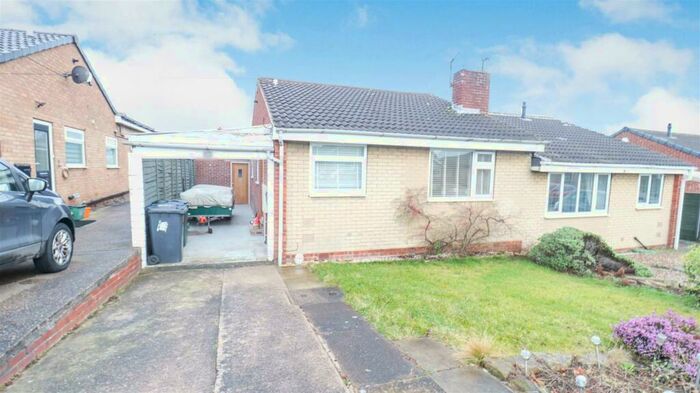 1 Bedroom Semi-Detached Bungalow To Rent In Far Moor Close, Harlington, Doncaster, DN5