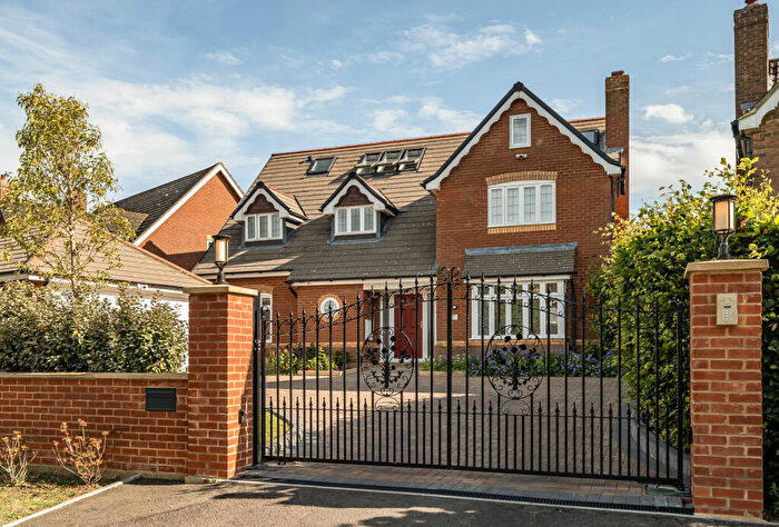 5 Bedroom Detached House For Sale In Scholar Place, Oxford, Oxfordshire, OX2