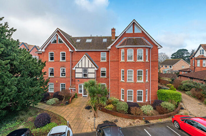 2 Bedroom Flat For Sale In Elwyn Road, Exmouth, Devon, EX8