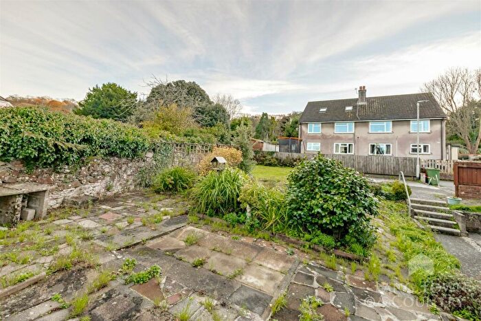 2 Bedroom Apartment To Rent In Chestnut Avenue, Plymouth, PL9