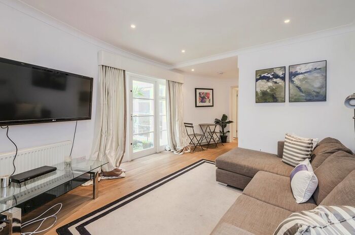 1 Bedroom Flat To Rent In Cleveland Terrace, London, W2