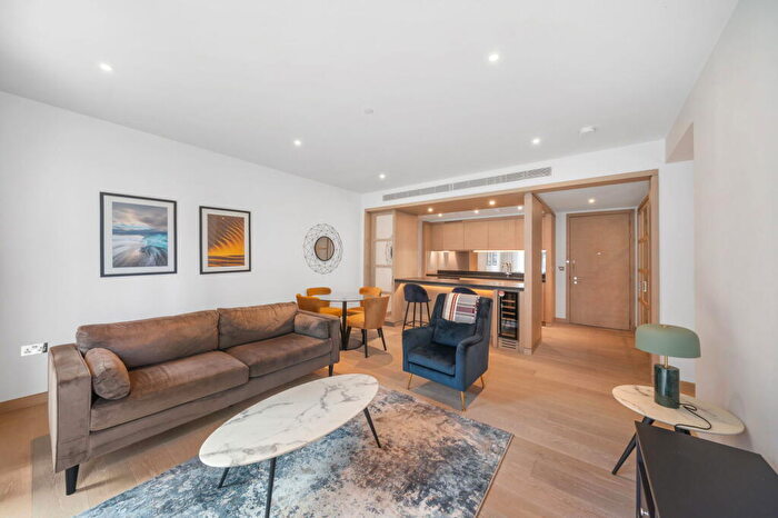 2 Bedroom Apartment For Sale In Viaduct Gardens, London, SW11