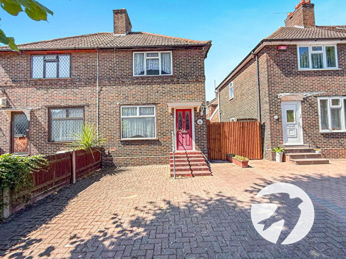2 Bedroom Semi-Detached House For Sale In Ridgebrook Road, London, SE3