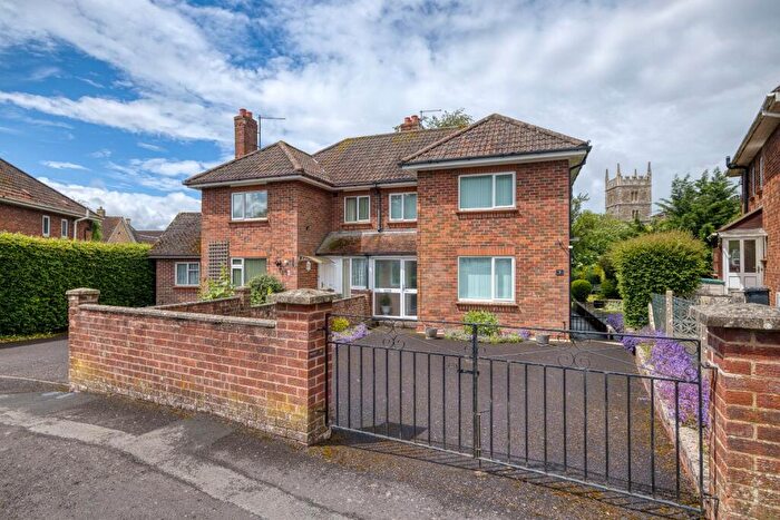 3 Bedroom Semi Detached House For Sale In Churchfield, Wincanton, BA9