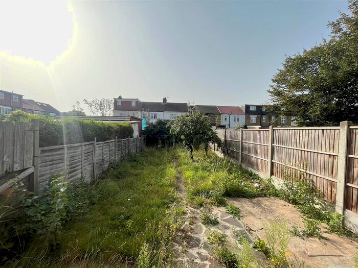 3 Bedroom Property To Rent In Southchurch Road, East Ham, London, E6