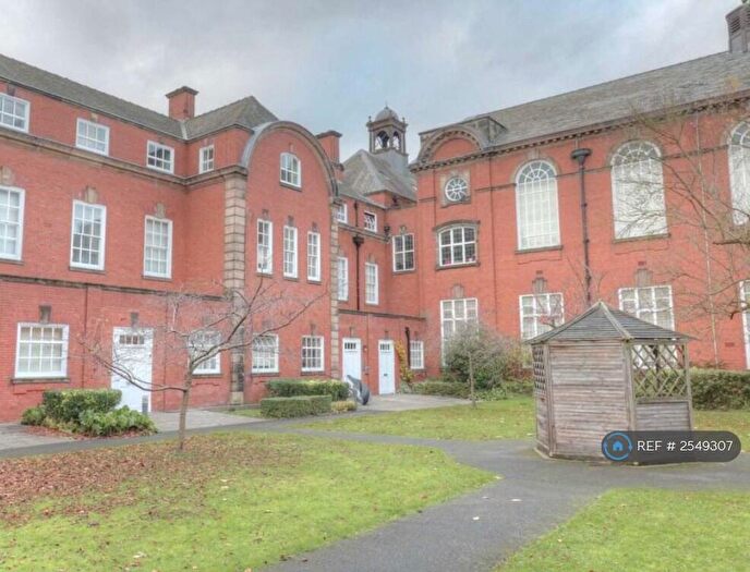 2 Bedroom Flat To Rent In Springhill Court, Liverpool, L15