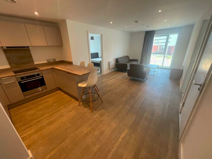 2 Bedroom Apartment To Rent In The Priory Queensway, Birmingham, B4