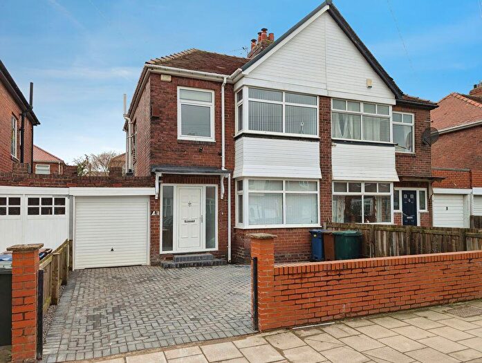 3 Bedroom Semi Detached House For Sale In Ewbank Avenue, Fenham, Newcastle Upon Tyne, NE4