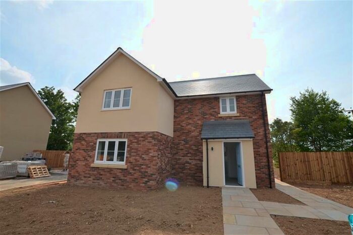4 Bedroom Detached House To Rent In Highfield Close, Hastingwood, Harlow, CM17