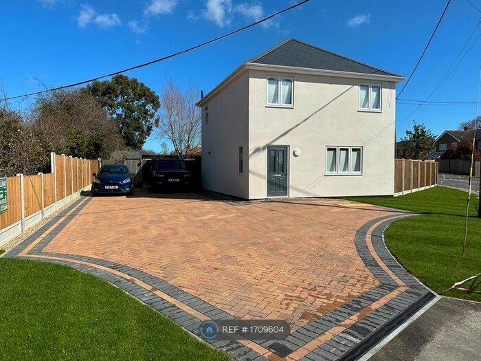 3 Bedroom Terraced House To Rent In Weeley Road, Little Clacton, Clacton-On-Sea, CO16