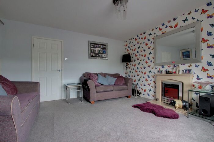 3 Bedroom Terraced House To Rent In High Street, Stoke-On-Trent, ST6