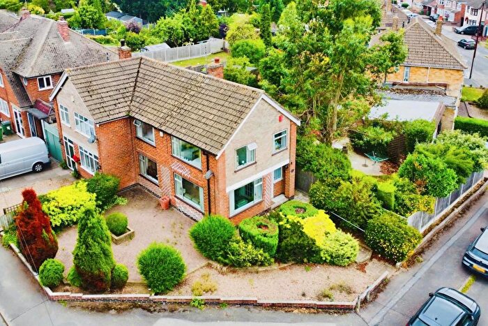 3 Bedroom Semi-Detached House For Sale In Mossdale Road, Braunstone Town, LE3