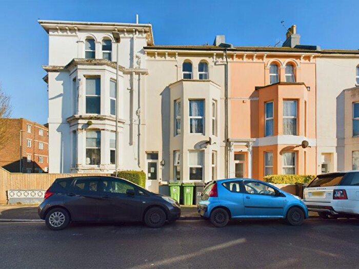 8 Bedroom House Of Multiple Occupation For Sale In Bourne Street, Eastbourne, East Sussex, BN21