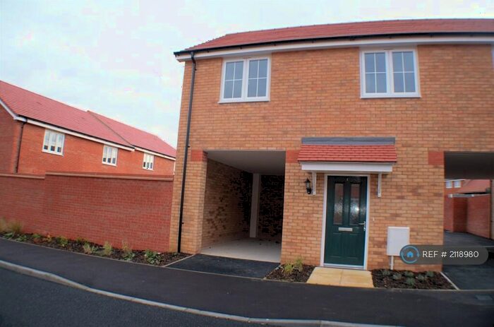 2 Bedroom Maisonette To Rent In Swallows Way, Walton On The Naze, CO14