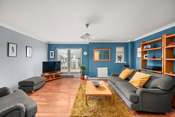 4 Bedroom Semi Detached House For Sale In Dudhope Gardens, Dundee, DD3