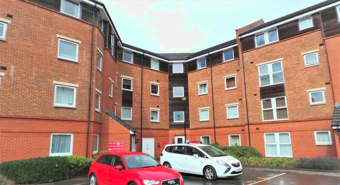 2 Bedroom Flat To Rent In Celsus Grove, Swindon, SN1