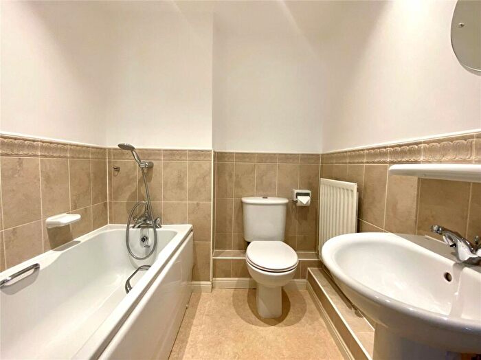 2 Bedroom Apartment To Rent In Brunel Crescent, Whitehead Street, Swindon, Wiltshire, SN2