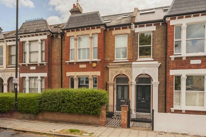 5 Bedroom Terraced House To Rent In Abbeville Road, London, SW4