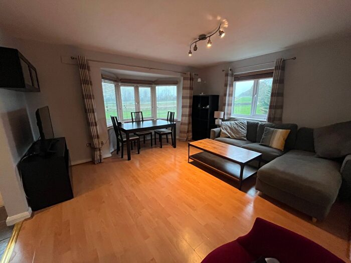 1 Bedroom Flat To Rent In Wallace House, Warwick, CV34