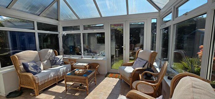 3 Bedroom Detached Bungalow For Sale In Y Ffridd, Morfa Bychan, LL49