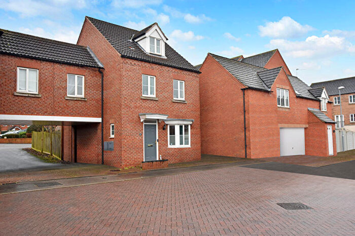 4 Bedroom Link Detached House For Sale In Dorrigan Close, St. George's Park, Lincoln, LN1