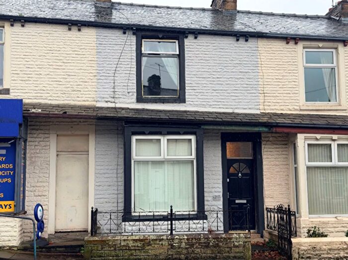 3 Bedroom Terraced House For Sale In Brunshaw Road, Burnley, Lancashire, BB10