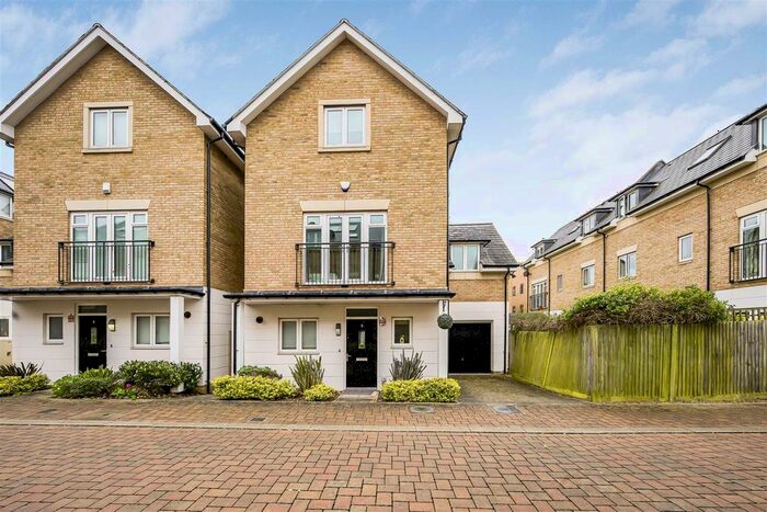 5 Bedroom Detached House To Rent In Marbaix Gardens, Isleworth, TW7