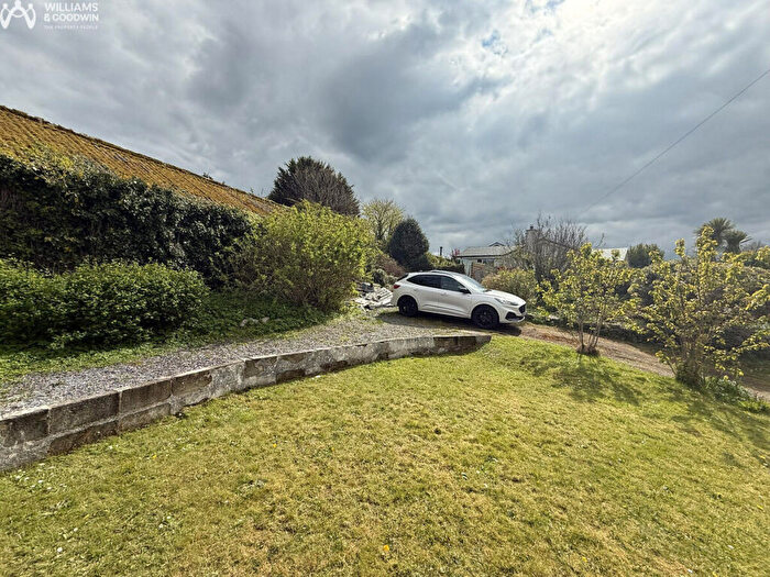 3 Bedroom Semi-Detached Bungalow For Sale In Lon Clai, Pentraeth, Anglesey, LL75