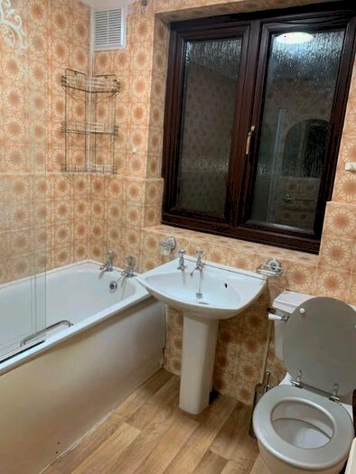 3 Bedroom Terraced House To Rent In Felhurst Cresent, Dagenham, London, RM10