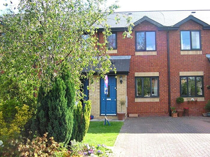 2 Bedroom Terraced House For Sale In Woodland Drive, Penarth, CF64