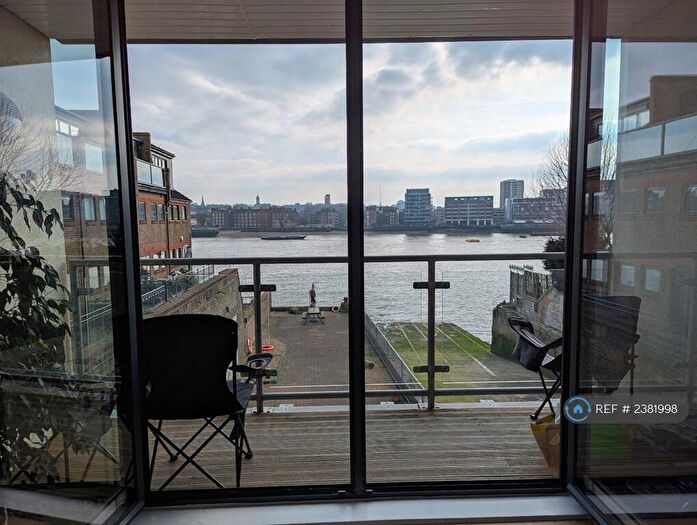 2 Bedroom Flat To Rent In Boatyard, London, E14