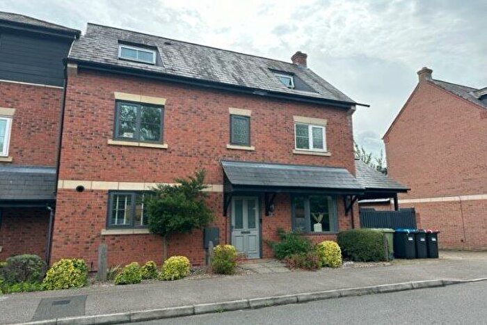 4 Bedroom Property To Rent In Southland Drive, Milton Keynes, MK2