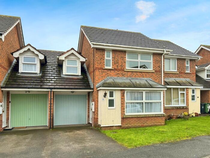 3 Bedroom Terraced House To Rent In Bell Close, Gonerby Hill Foot, Grantham, NG31