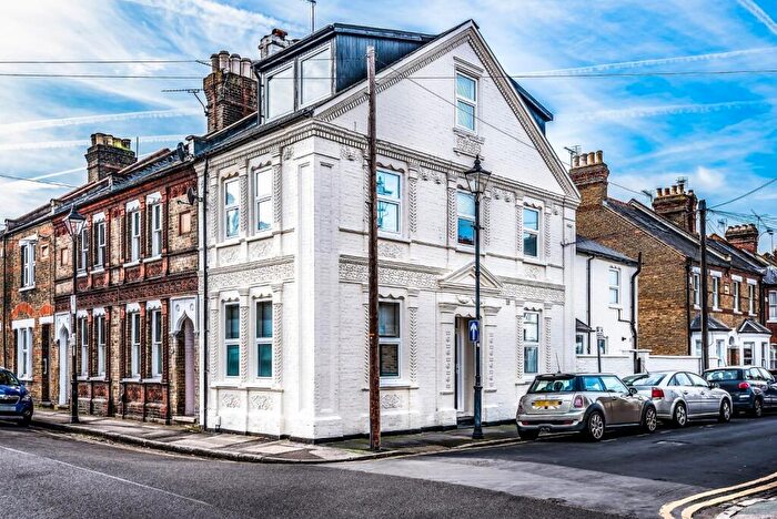 4 Bedroom Semi-Detached House To Rent In Temple Road, Windsor, SL4