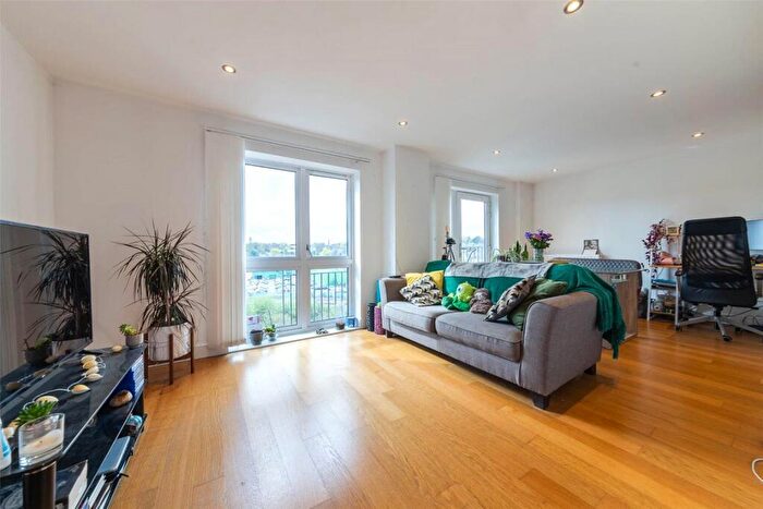 1 Bedroom Flat To Rent In Fairthorn Road, Charlton, SE7