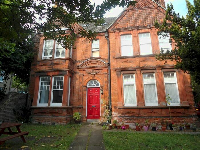 1 Bedroom Flat To Rent In Maidstone Road, Rochester ME1