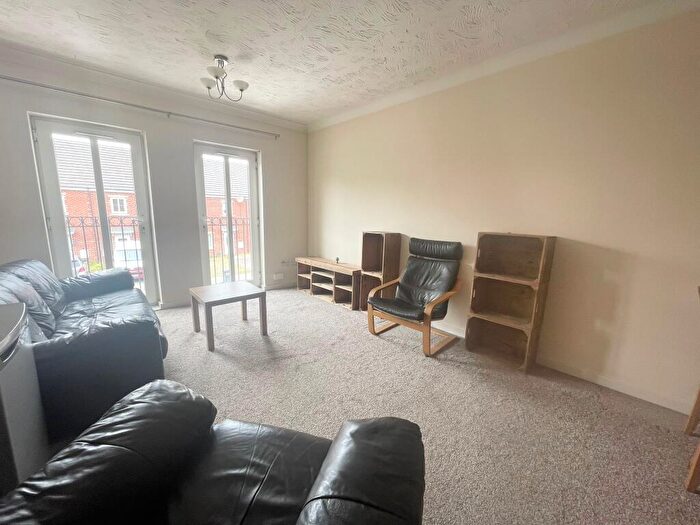 2 Bedroom Flat To Rent In Rea Road, Northfield, B31