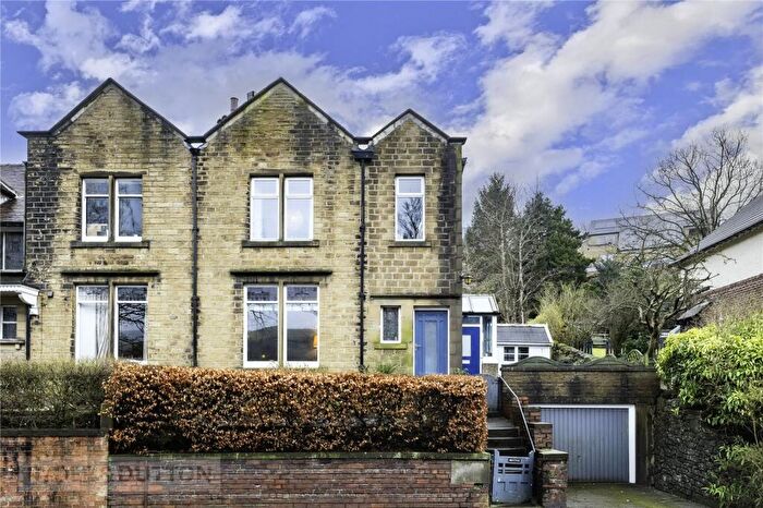 3 Bedroom Semi-Detached House For Sale In Manchester Road, Slaithwaite, Huddersfield, HD7
