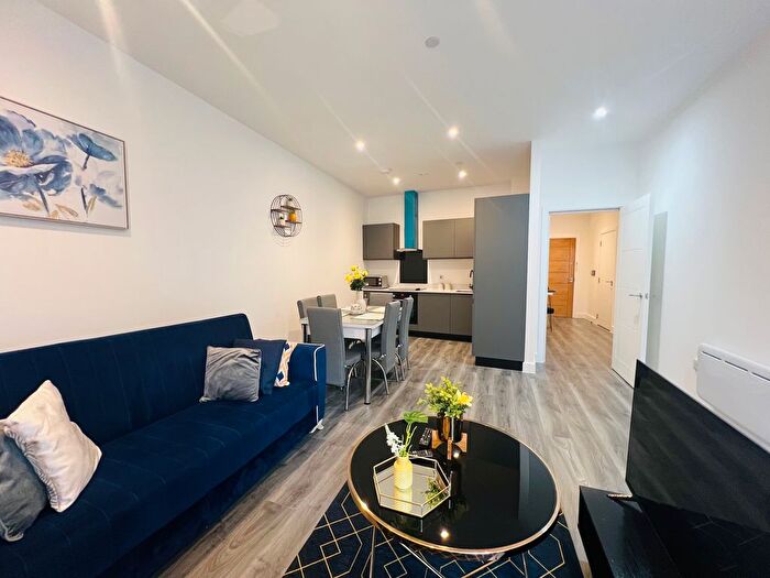 1 Bedroom Flat To Rent In West Street, Maidenhead, SL6