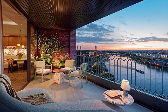 3 Bedroom Flat For Sale In The Capston, Embassy Gardens, Nine Elms, London, SW11