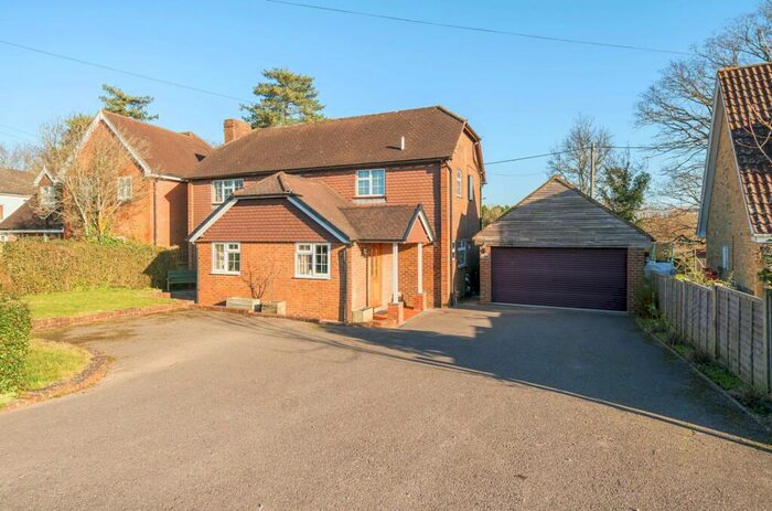 4 Bedroom Detached House For Sale In Furze View, Slinfold, RH13
