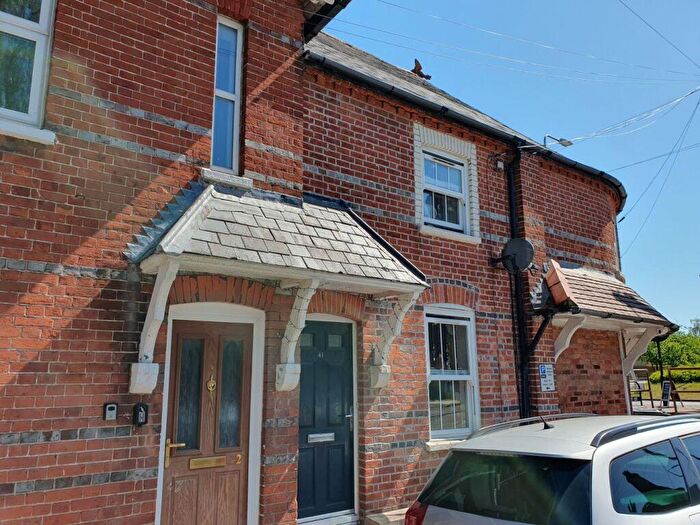 2 Bedroom Terraced House To Rent In Newtown Road, Newbury, RG14
