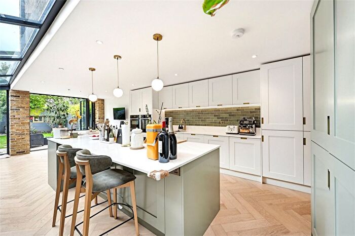 4 Bedroom Semi-Detached House To Rent In Rothschild Road, London, W4