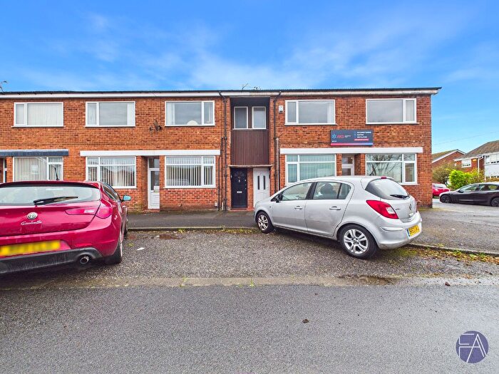 2 Bedroom Flat For Sale In Edinburgh Road, Formby, Merseyside, L37