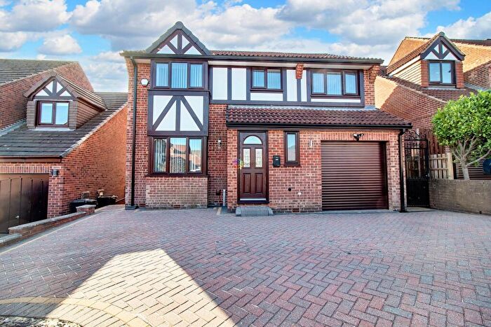 5 Bedroom Detached House For Sale In Bishopdale Court, Mosborough, S20